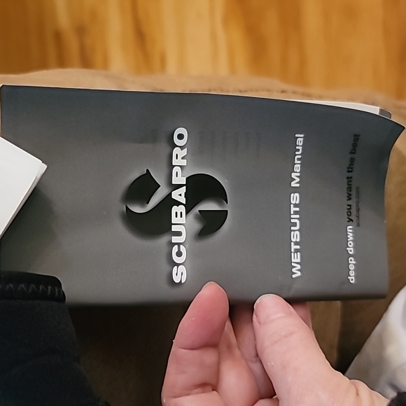 Ladies s scubaPro 3ml shorty wetsuit black and silver - Picture 4 of 5